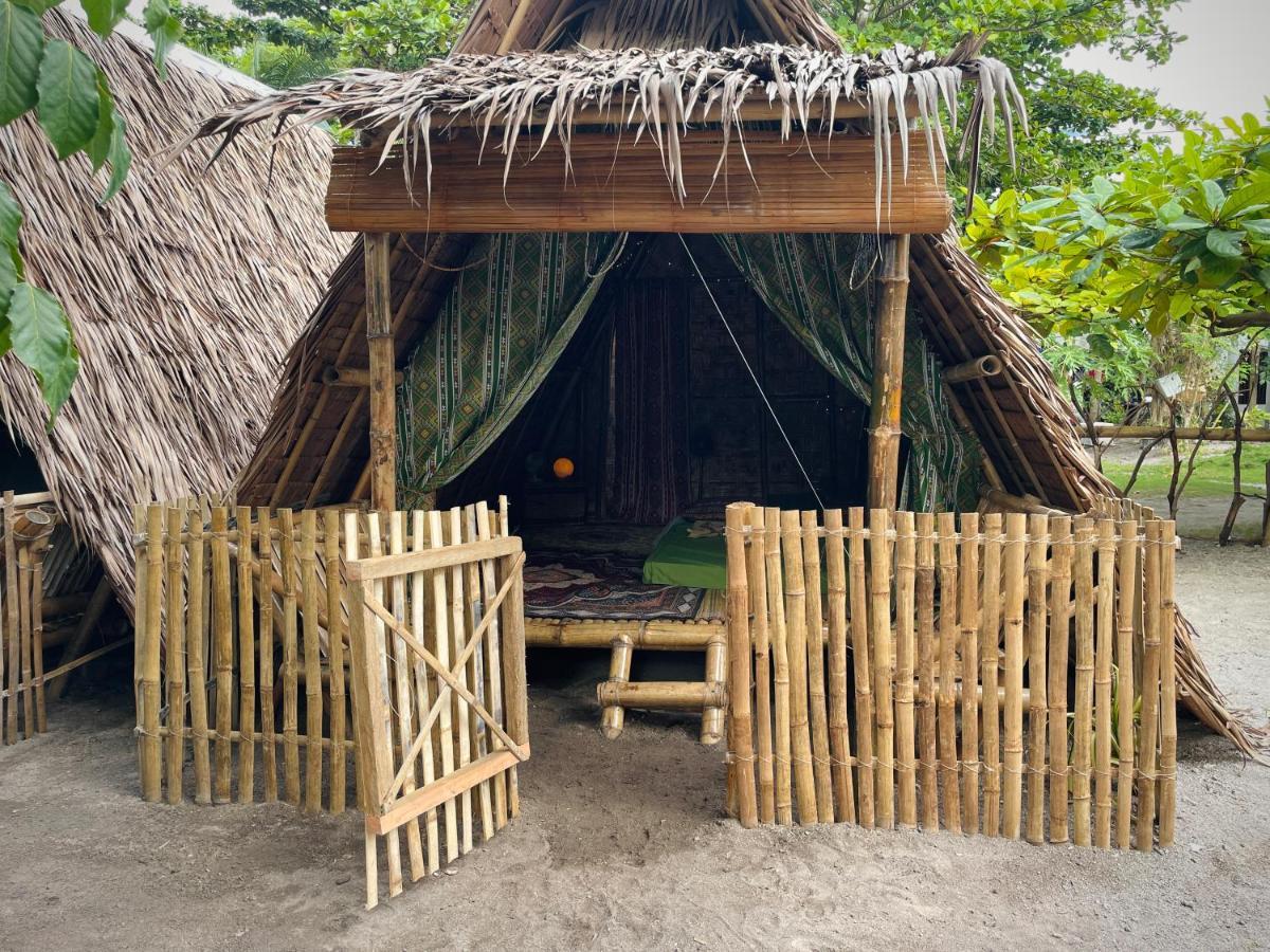Tribal Huts Community Hostel Daanbantayan Kamer foto