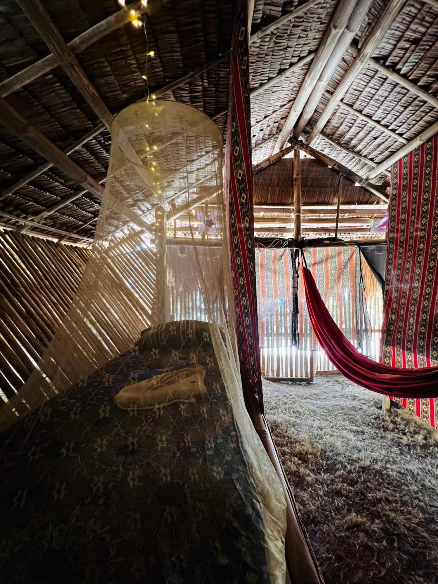 Tribal Huts Community Hostel Daanbantayan Kamer foto
