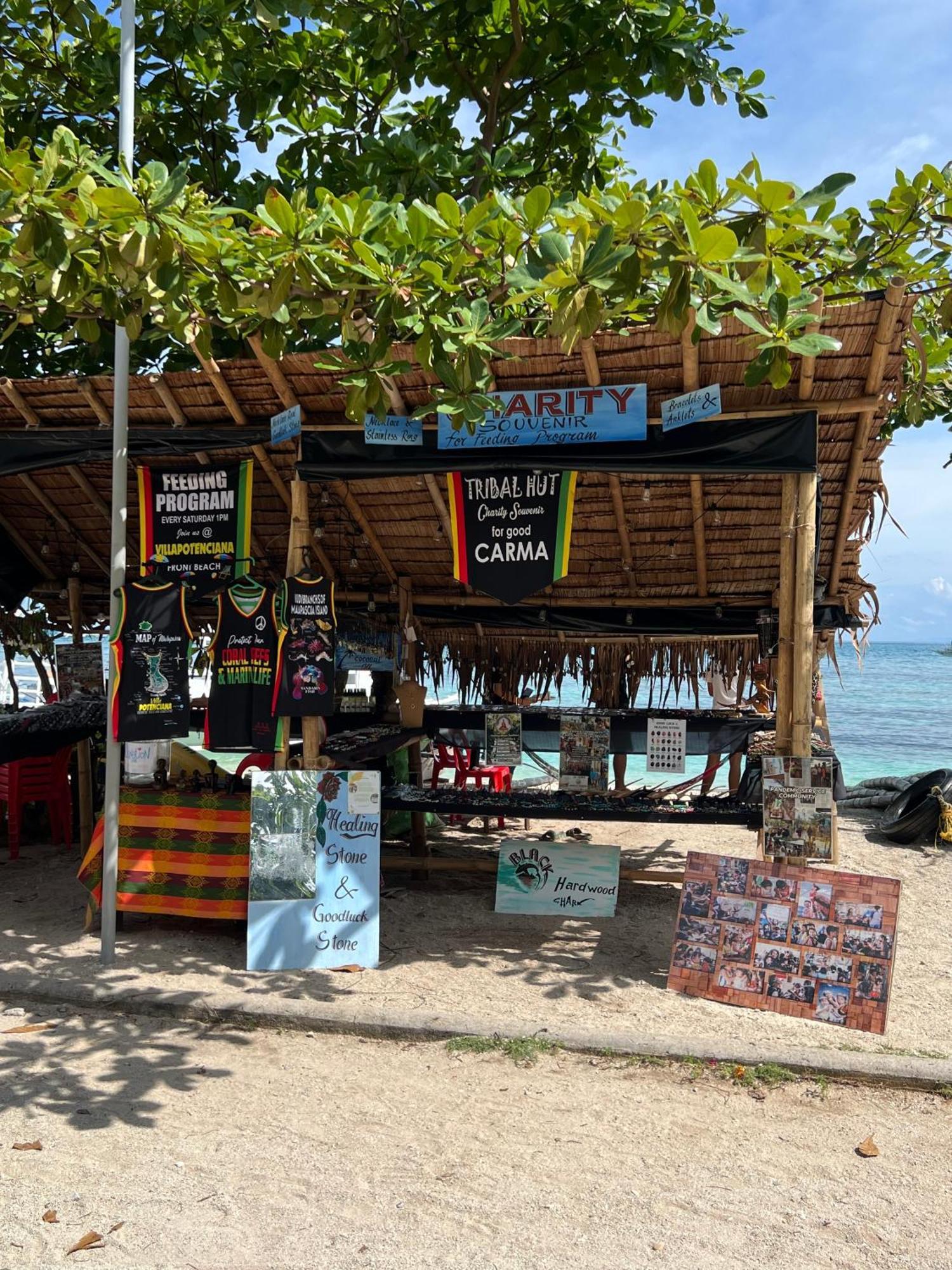 Tribal Huts Community Hostel Daanbantayan Buitenkant foto