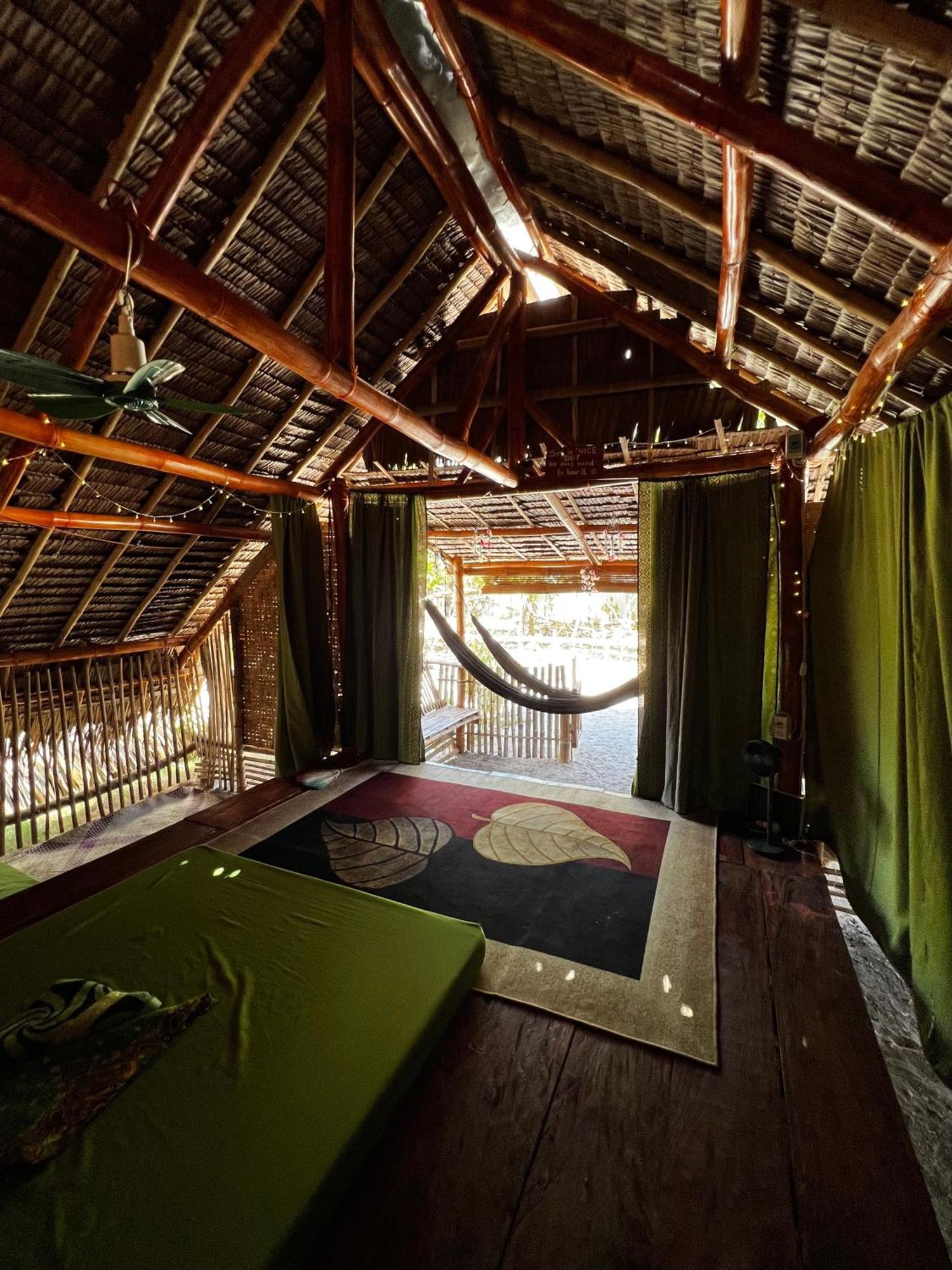 Tribal Huts Community Hostel Daanbantayan Kamer foto