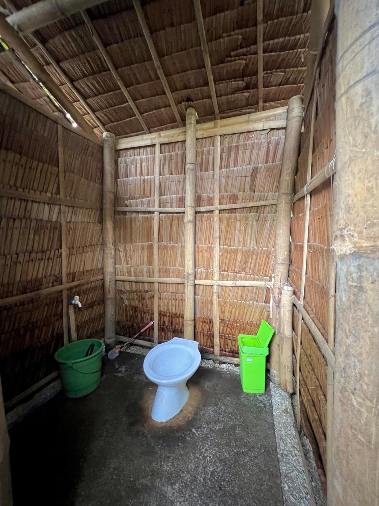 Tribal Huts Community Hostel Daanbantayan Kamer foto