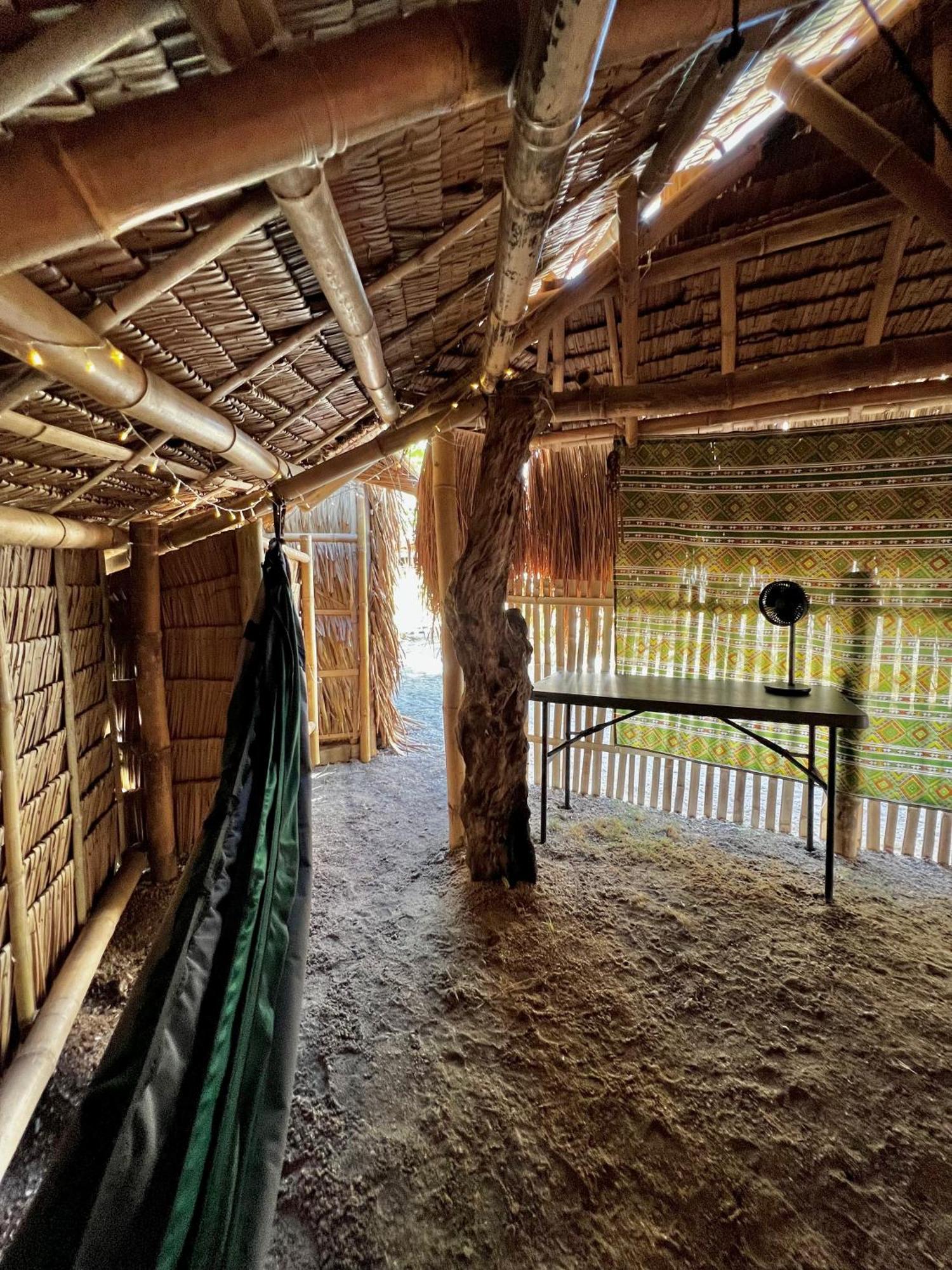 Tribal Huts Community Hostel Daanbantayan Kamer foto